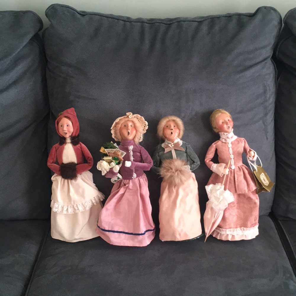 Byers’ choice The Carolers - Victorian Women full set